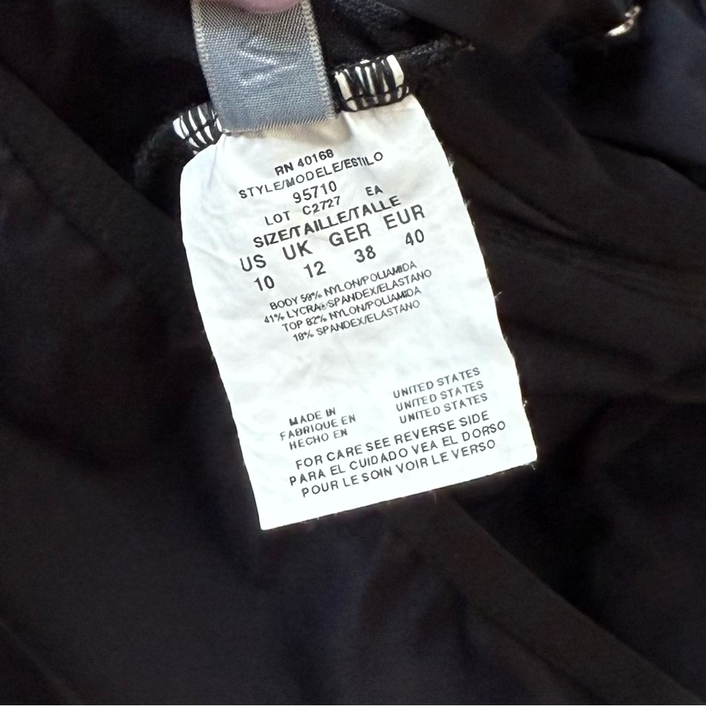 Vintage MagicSuit Swimsuit Black One Piece Slimming 8 10 - Picture 6 of 6